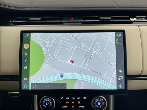 Used 2023 Land Rover Range Rover Long Wheelbase SE AWD/4WD image 30