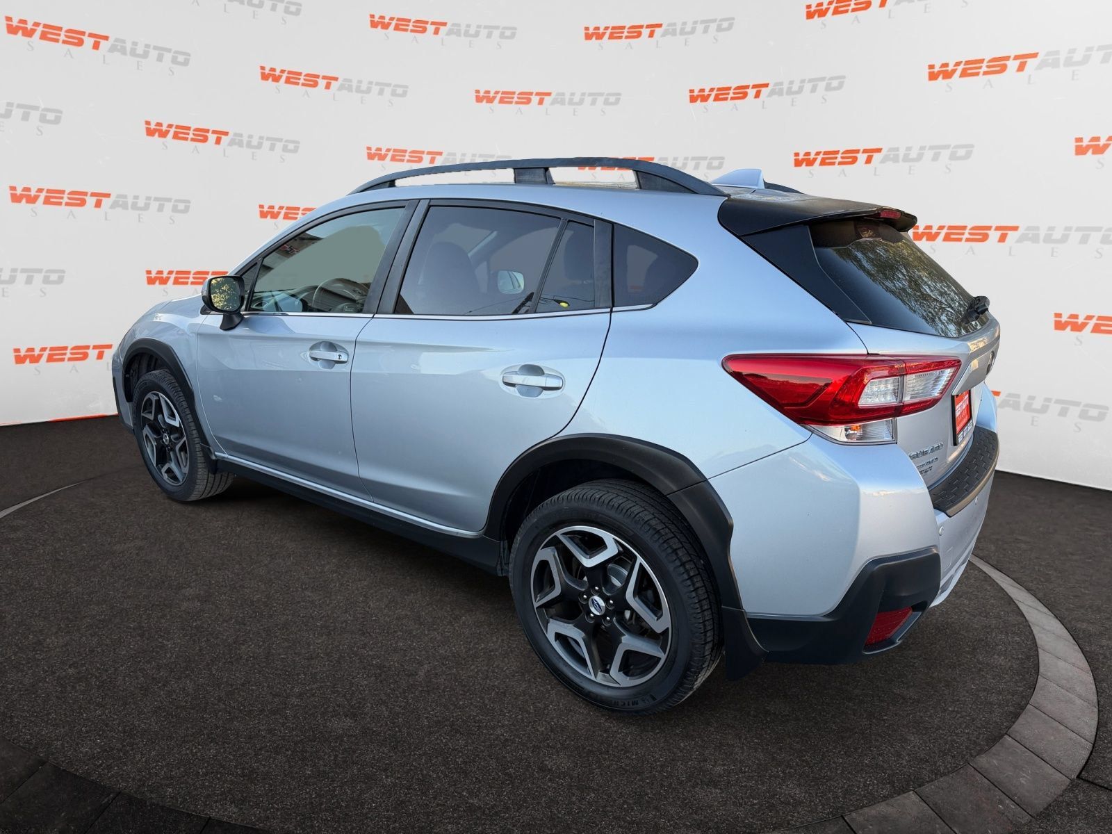 Used 2018 Subaru Crosstrek 2.0i Limited AWD/4WD image 3