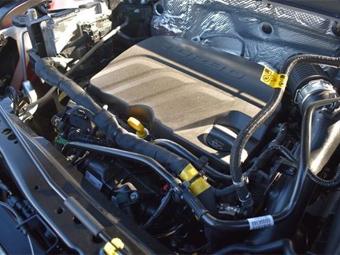 New 2026 Chevrolet Trax LT w/ Sunroof Package image 33