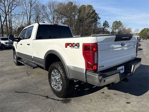 Certified 2022 Ford F250 Lariat w/ Lariat Ultimate Package image 6
