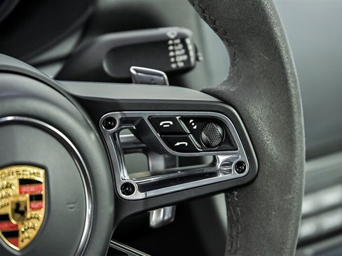 Used 2019 Porsche 718 Cayman GTS RWD image 19