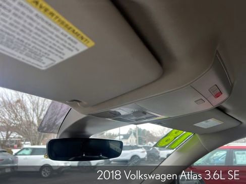 Used 2018 Volkswagen Atlas SE image 33