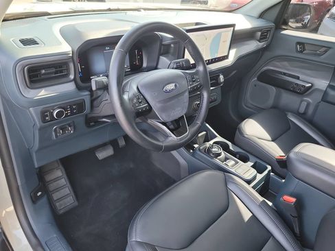 Used 2025 Ford Maverick Lariat w/ Black Appearance Package AWD/4WD image 15