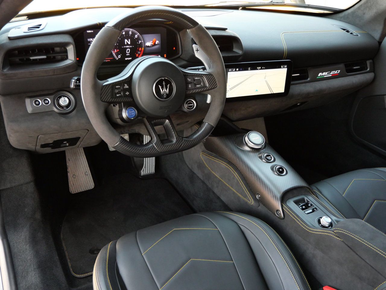 Used 2023 Maserati MC20 Coupe RWD image 13