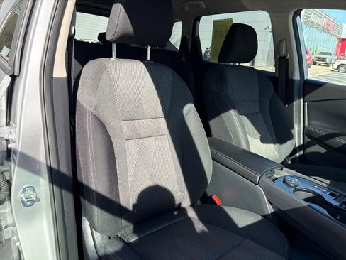 Used 2024 Nissan Rogue SV image 17