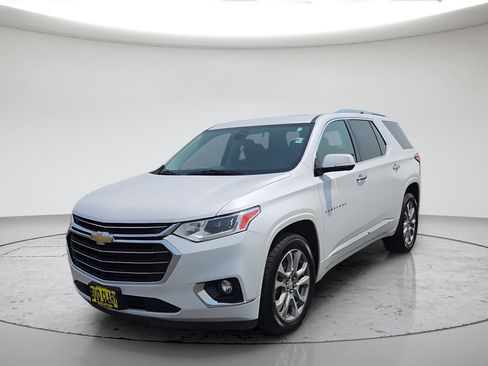 Used 2020 Chevrolet Traverse Premier AWD/4WD image 1