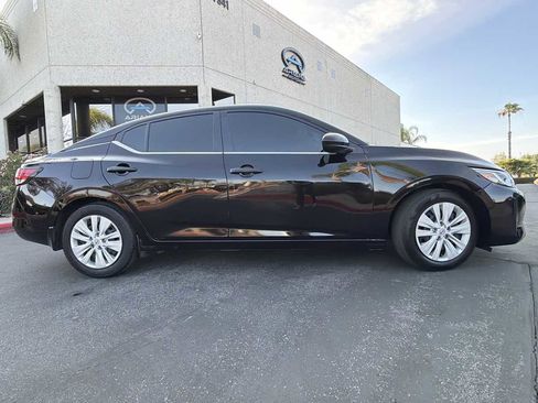 Used 2025 Nissan Sentra S image 10