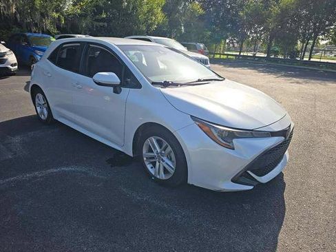 Used 2021 Toyota Corolla SE FWD image 1