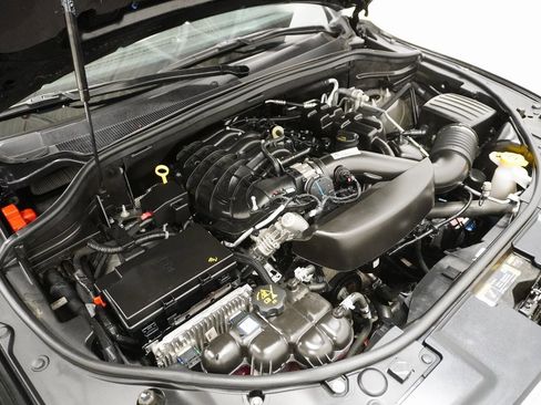 Certified 2024 Dodge Durango SXT image 9