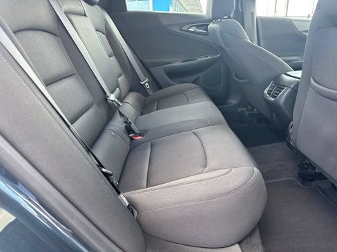 Used 2020 Chevrolet Malibu LT FWD image 16