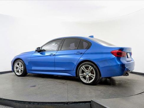 Used 2016 BMW 328i xDrive Sedan w/ M Sport Package image 4