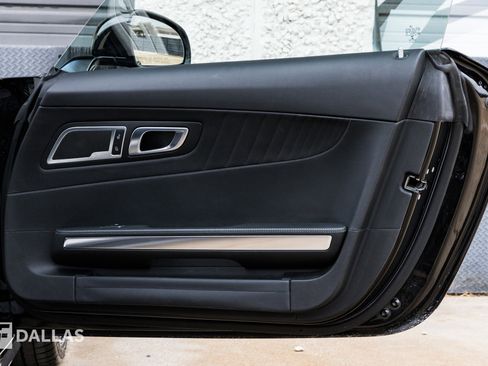 Used 2016 Mercedes-Benz AMG GT S image 31