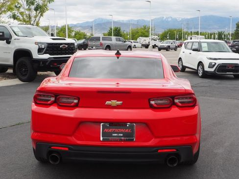 Used 2023 Chevrolet Camaro LT RWD image 6