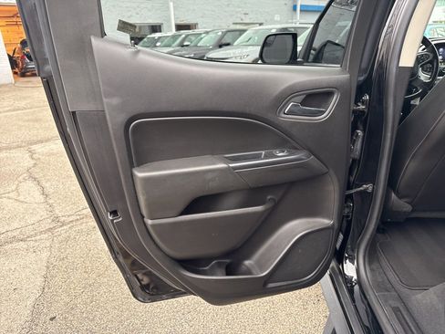 Used 2019 Chevrolet Colorado ZR2 w/ ZR2 Midnight Special Edition image 14