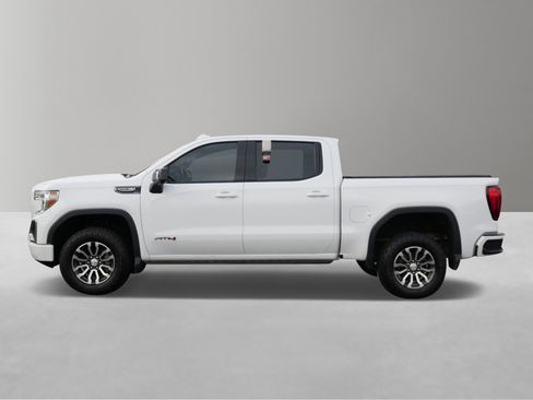 Used 2022 GMC Sierra 1500 AT4 w/ AT4 Preferred Package image 2
