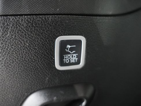 Used 2022 Jeep Grand Wagoneer Series II image 41