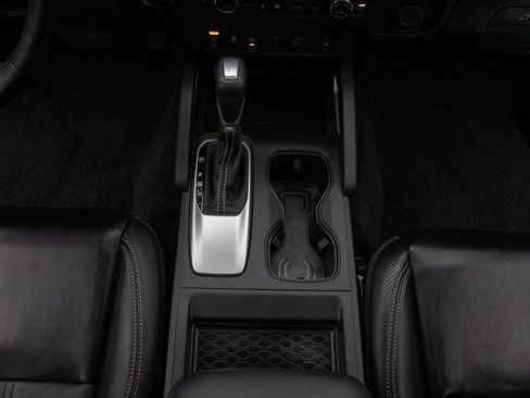 Used 2024 Nissan Frontier SL w/ Technology Package image 22