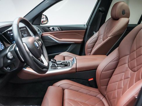 Certified 2023 BMW X5 xDrive45e w/ Climate Comfort Package image 19