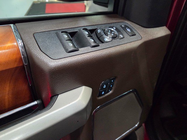 Used 2017 Ford F250 King Ranch w/ FX4 Off-Road Package AWD/4WD image 33