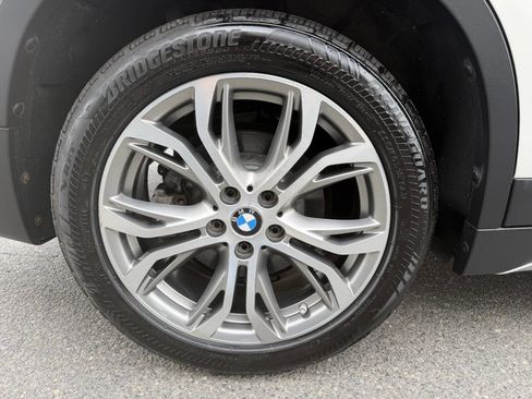 Used 2017 BMW X1 xDrive28i image 14