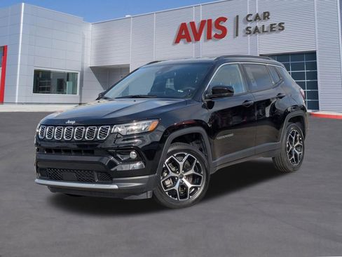 Used 2025 Jeep Compass Limited image 1