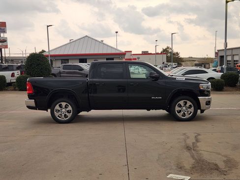 New 2026 RAM 1500 Big Horn AWD/4WD image 7