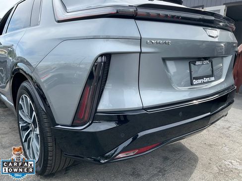 Used 2024 Cadillac Lyriq Sport RWD image 88