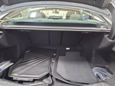 New 2026 BMW 330i Sedan w/ M Sport Package image 14