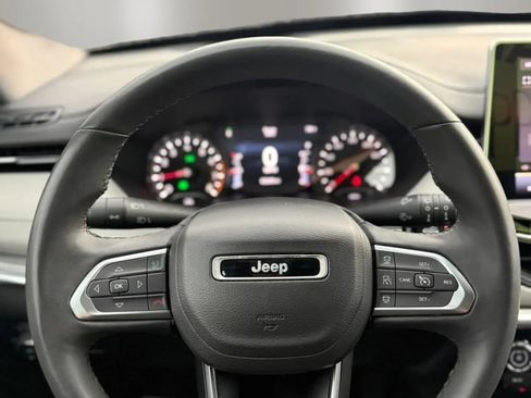 Used 2024 Jeep Compass Limited AWD/4WD image 19