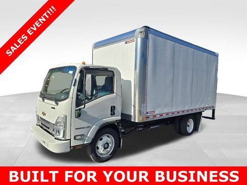 New 2025 Chevrolet Low Cab Forward 5500XG image 1