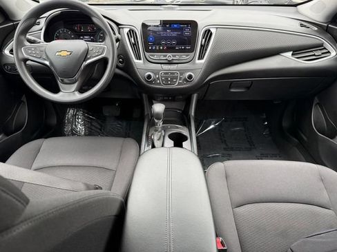 Used 2023 Chevrolet Malibu LT FWD image 14