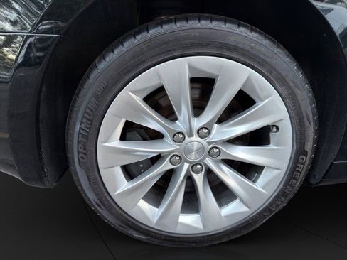 Used 2019 Tesla Model S Long Range image 23