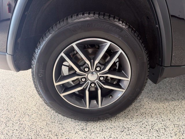Used 2018 Jeep Grand Cherokee Limited AWD/4WD image 37