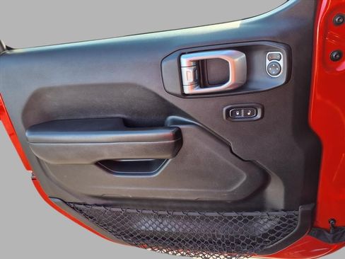 Used 2018 Jeep Wrangler Unlimited Sport S image 15