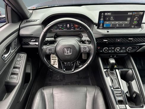 Certified 2025 Honda Accord Sport image 29