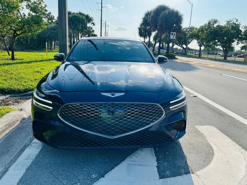 Used 2023 Genesis G70 2.0T w/ Sport Prestige Package RWD image 8
