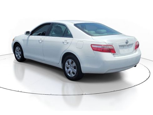 Used 2007 Toyota Camry CE FWD image 6