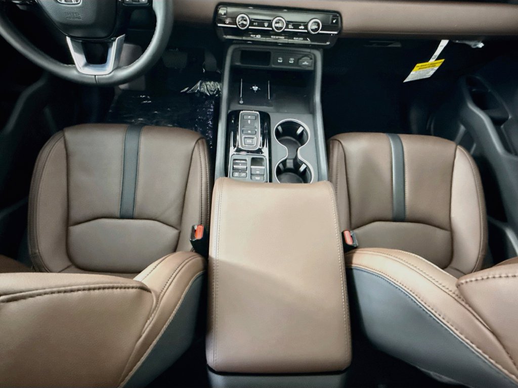 New 2026 Honda Pilot Touring image 16