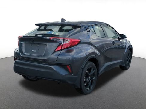 Used 2021 Toyota C-HR Nightshade image 6