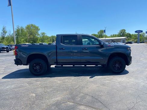 Used 2021 Chevrolet Silverado 1500 LT Trail Boss w/ Convenience Package II AWD/4WD image 13