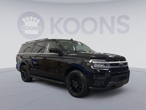 Used 2024 Ford Expedition Max XLT AWD/4WD image 10