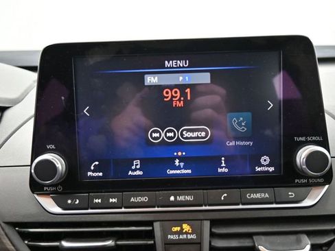 Used 2024 Nissan Altima 2.5 SV image 22