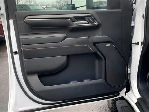 Used 2024 GMC Sierra 2500 AT4 w/ Technology Package image 23