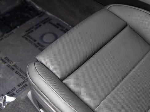 New 2025 Porsche Macan Electric image 28