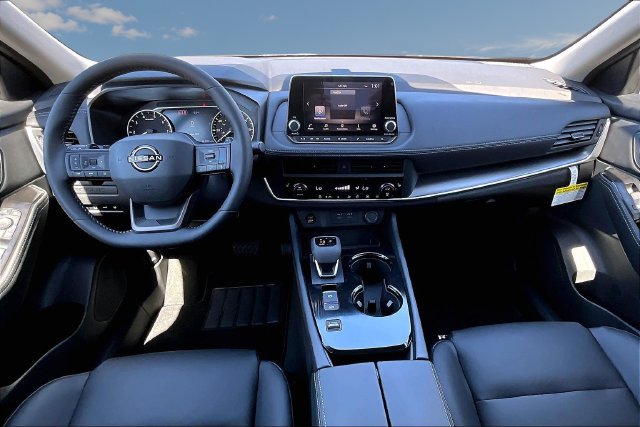 New 2027 Nissan Rogue SV FWD image 5