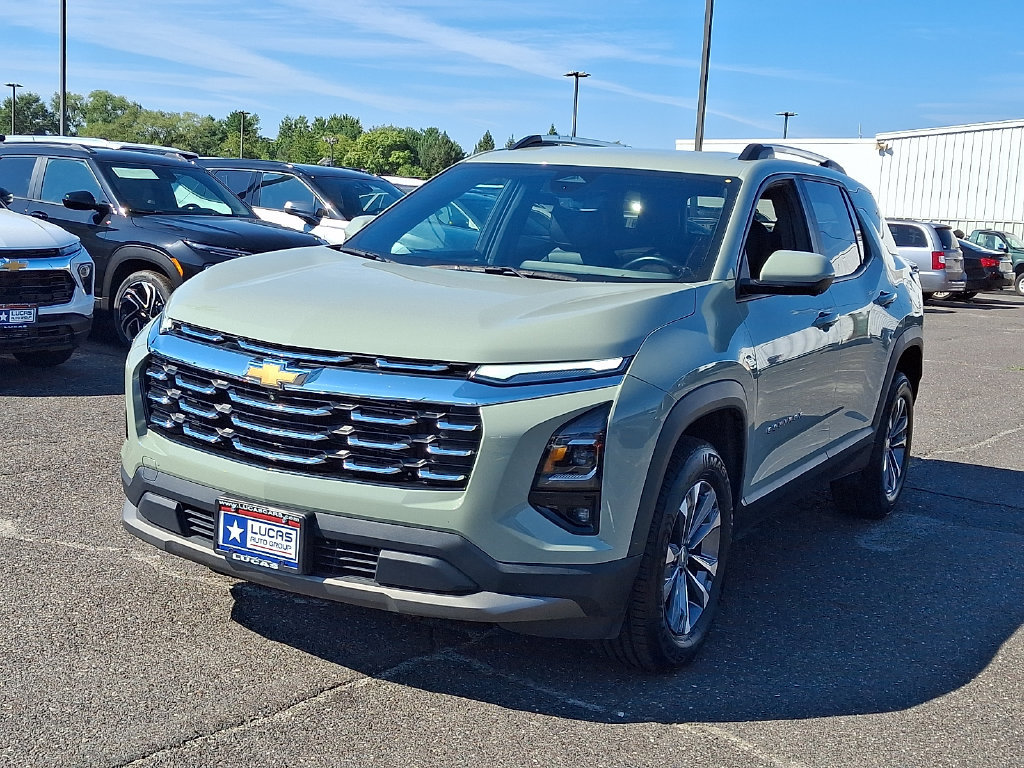 Used 2025 Chevrolet Equinox LT w/ Convenience Package II AWD/4WD image 5