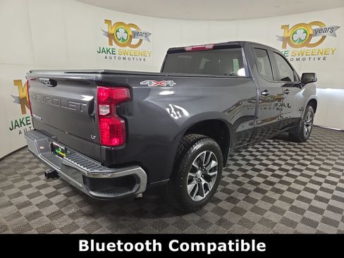 Used 2022 Chevrolet Silverado 1500 LT AWD/4WD image 9
