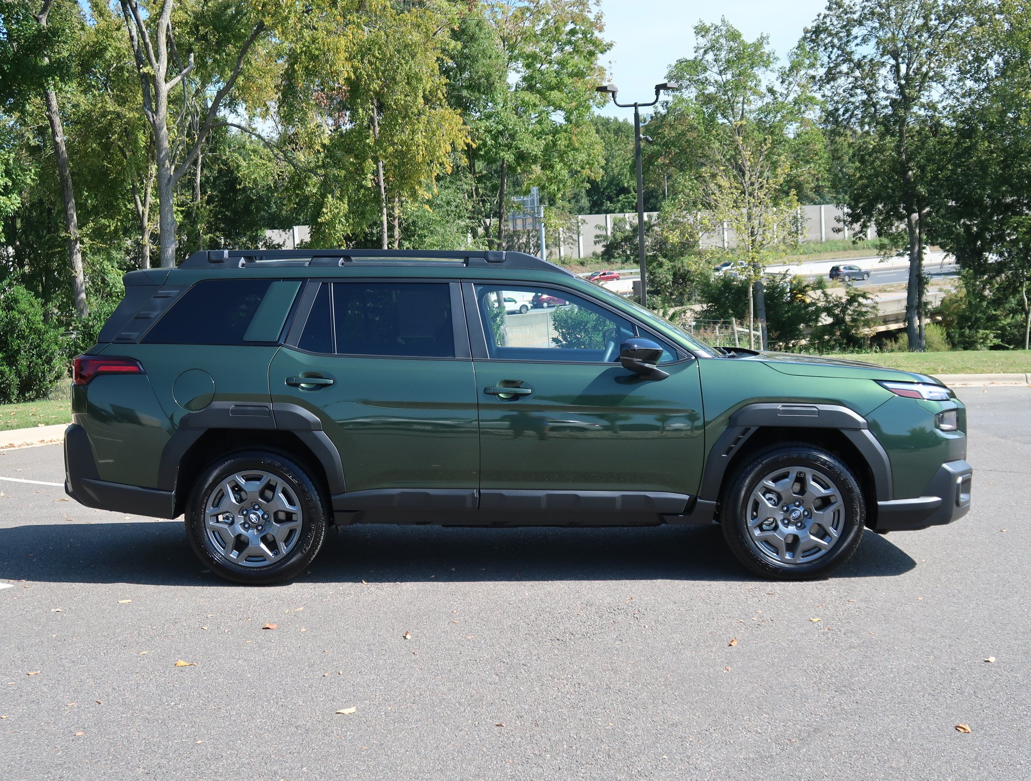 Certified 2026 Subaru Outback Premium w/ Premium/Limited Package AWD/4WD image 9