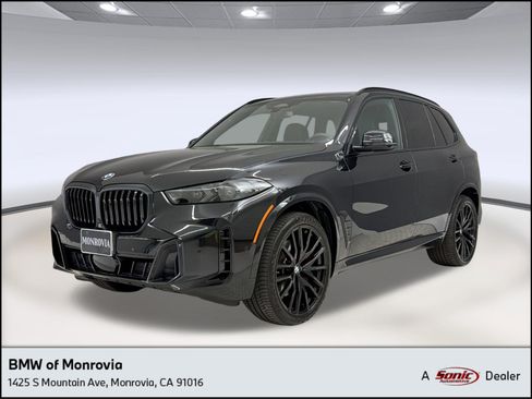 Used 2026 BMW X5 xDrive40i w/ M Sport Package AWD/4WD image 1