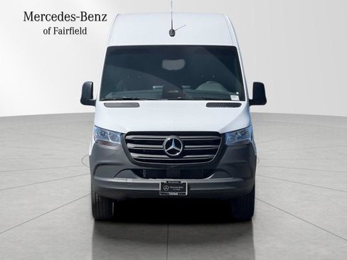 Used 2026 Mercedes-Benz Sprinter 2500 image 9